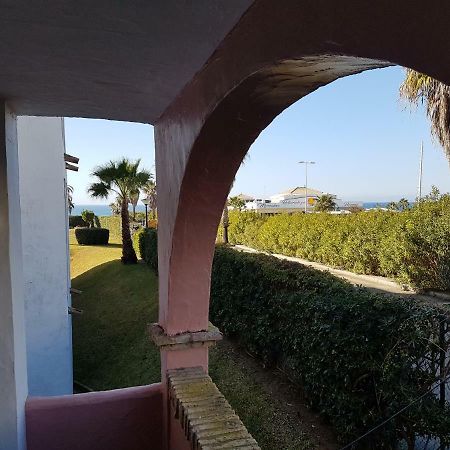 Apartamento Atlanterra Playa Primera Linea Захара де лос Атунес Екстериор снимка