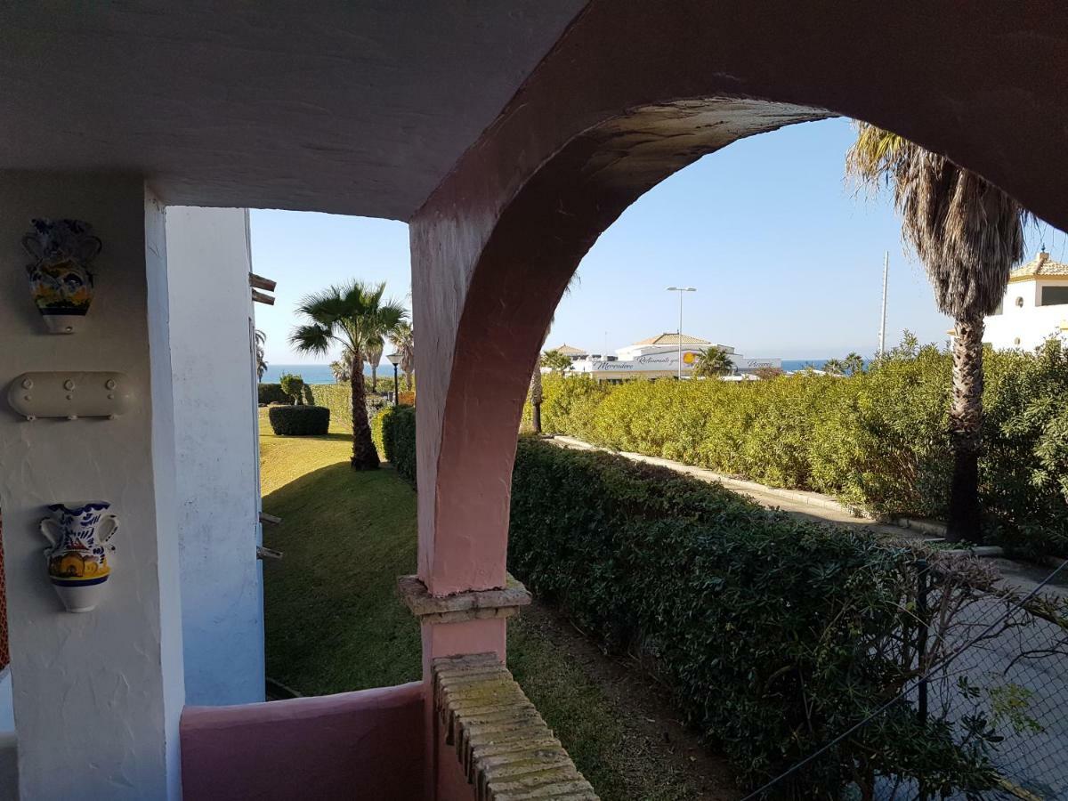 Apartamento Atlanterra Playa Primera Linea Захара де лос Атунес Екстериор снимка